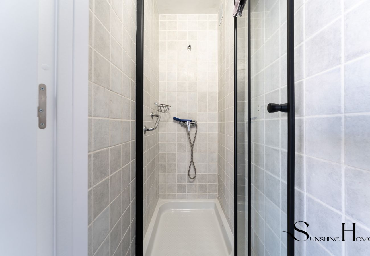 Apartamento en Benalmádena - Exclusivo 3D Cerca de Playa y Puerto Marina REF069