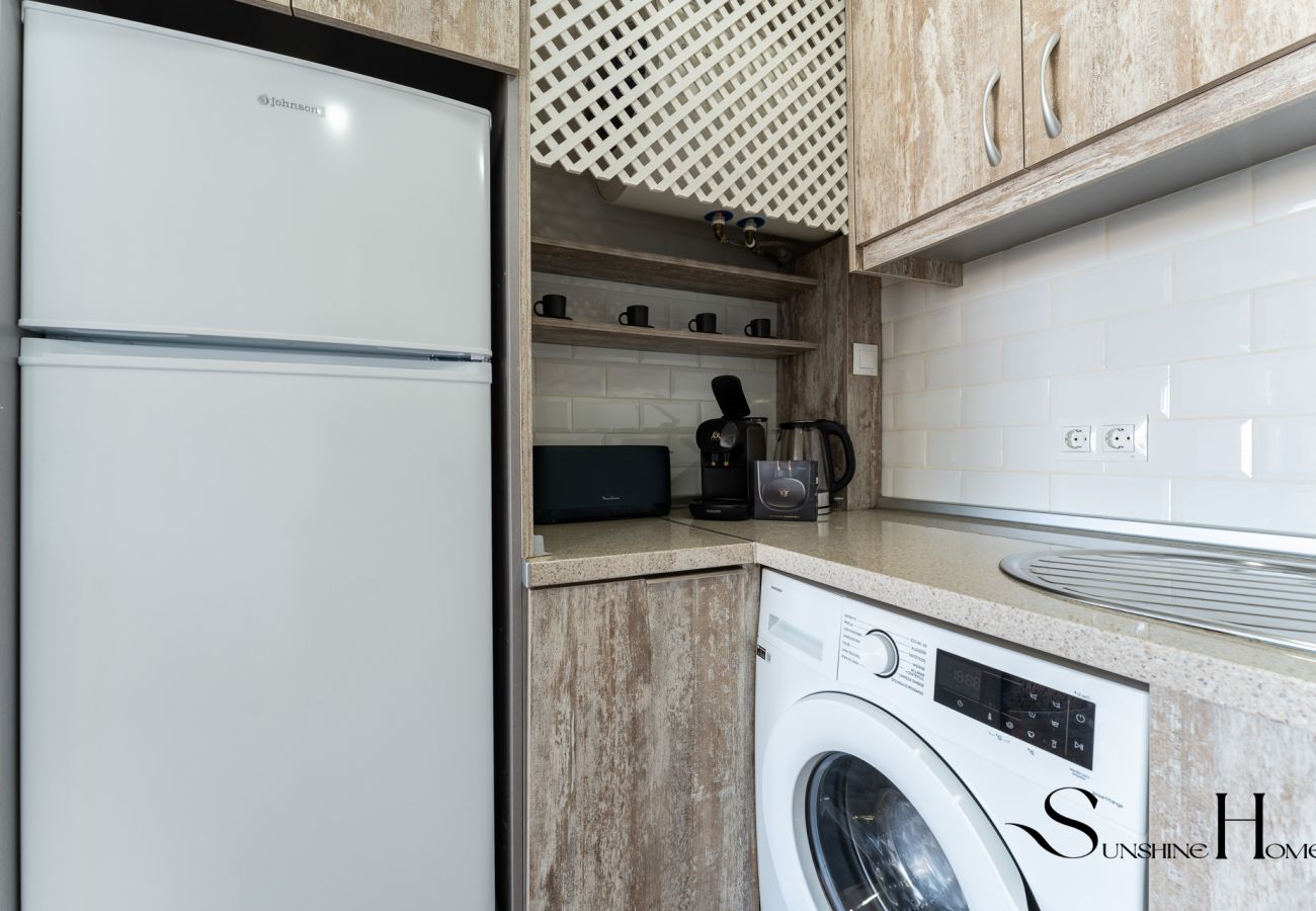 Apartamento en Benalmádena - Levante, Stylish apartment for 4 persons, midstay