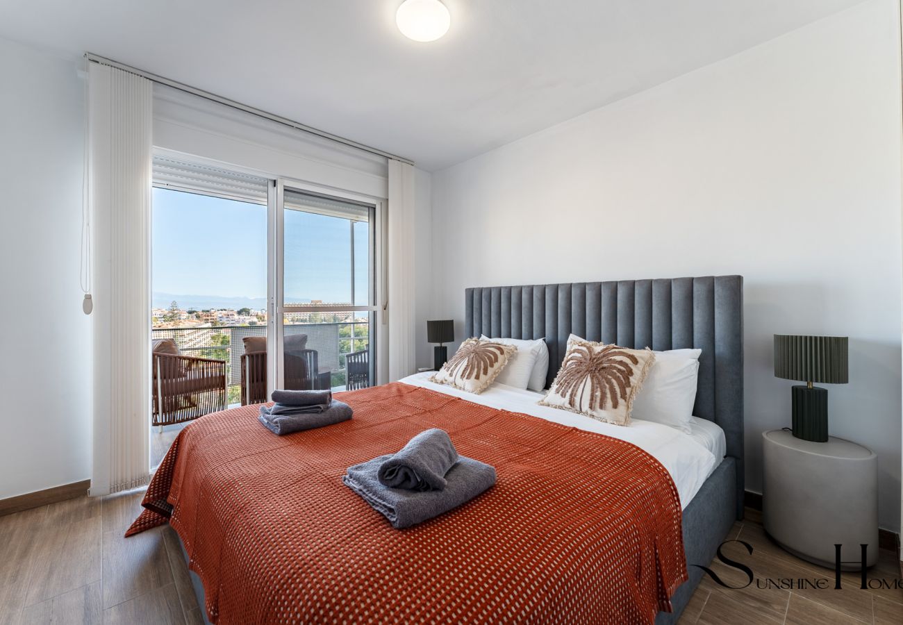 Apartamento en Benalmádena - Levante, Stylish apartment for 4 persons, midstay