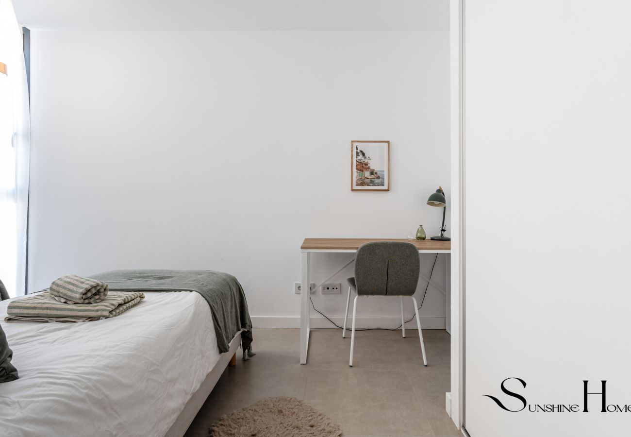 Apartamento en Fuengirola - Escapada elegante de 2 dormitorios en Fuengirola REF071