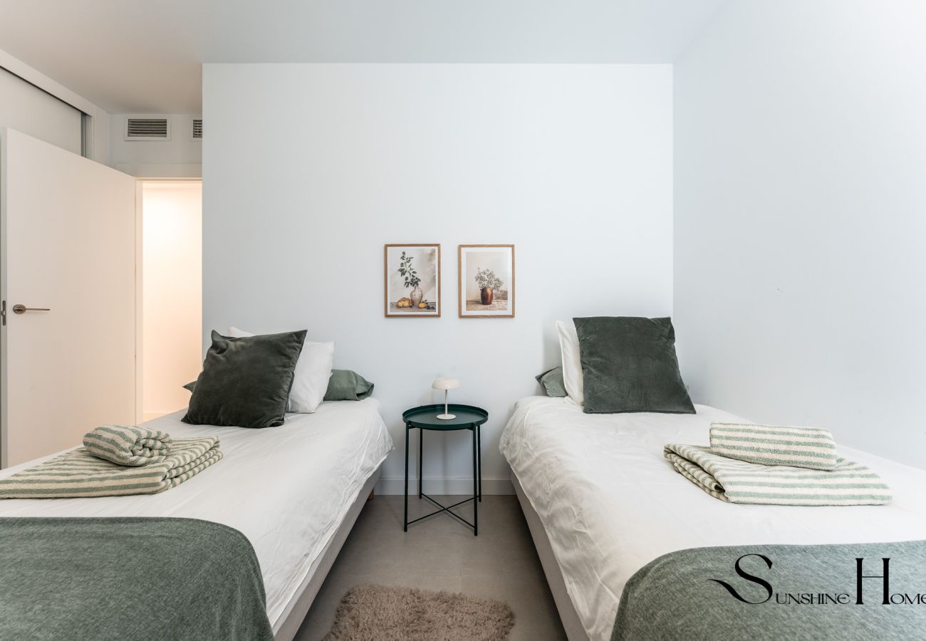Apartamento en Fuengirola - Escapada elegante de 2 dormitorios en Fuengirola REF071