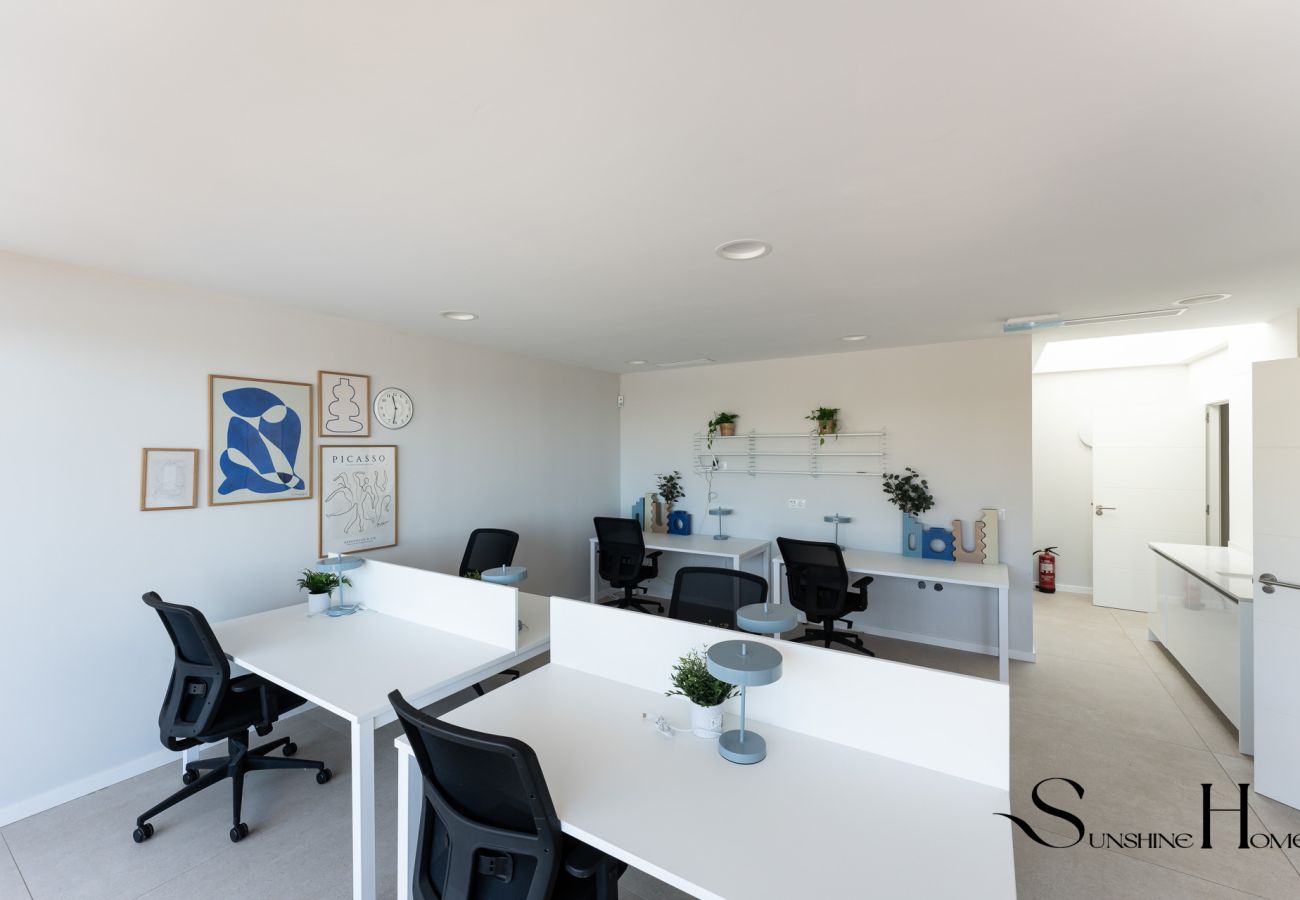 Casa adosada en Mijas - Luxury 2Bed Villa in Mijas – Sea View, Pool REF901