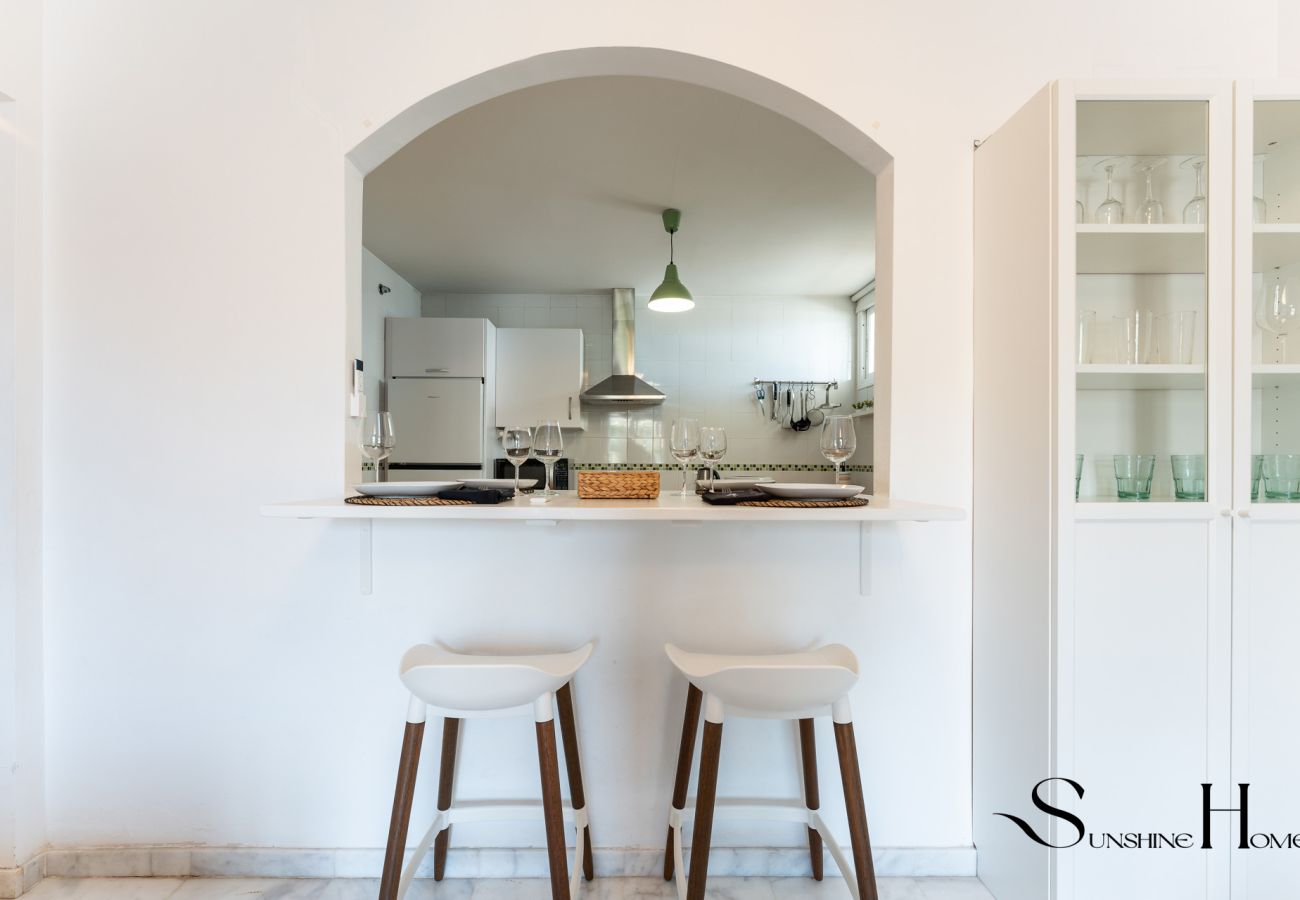 Apartamento en La Cala de Mijas - Riviera Paraíso | Terraza, Piscinas y Vistas REF902