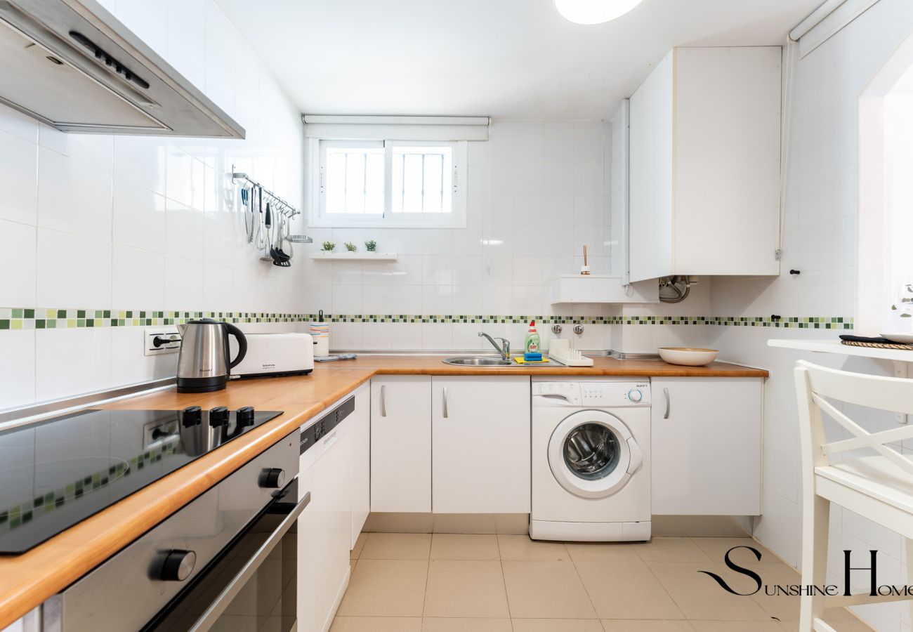 Apartamento en La Cala de Mijas - Riviera Paraíso | Terraza, Piscinas y Vistas REF902