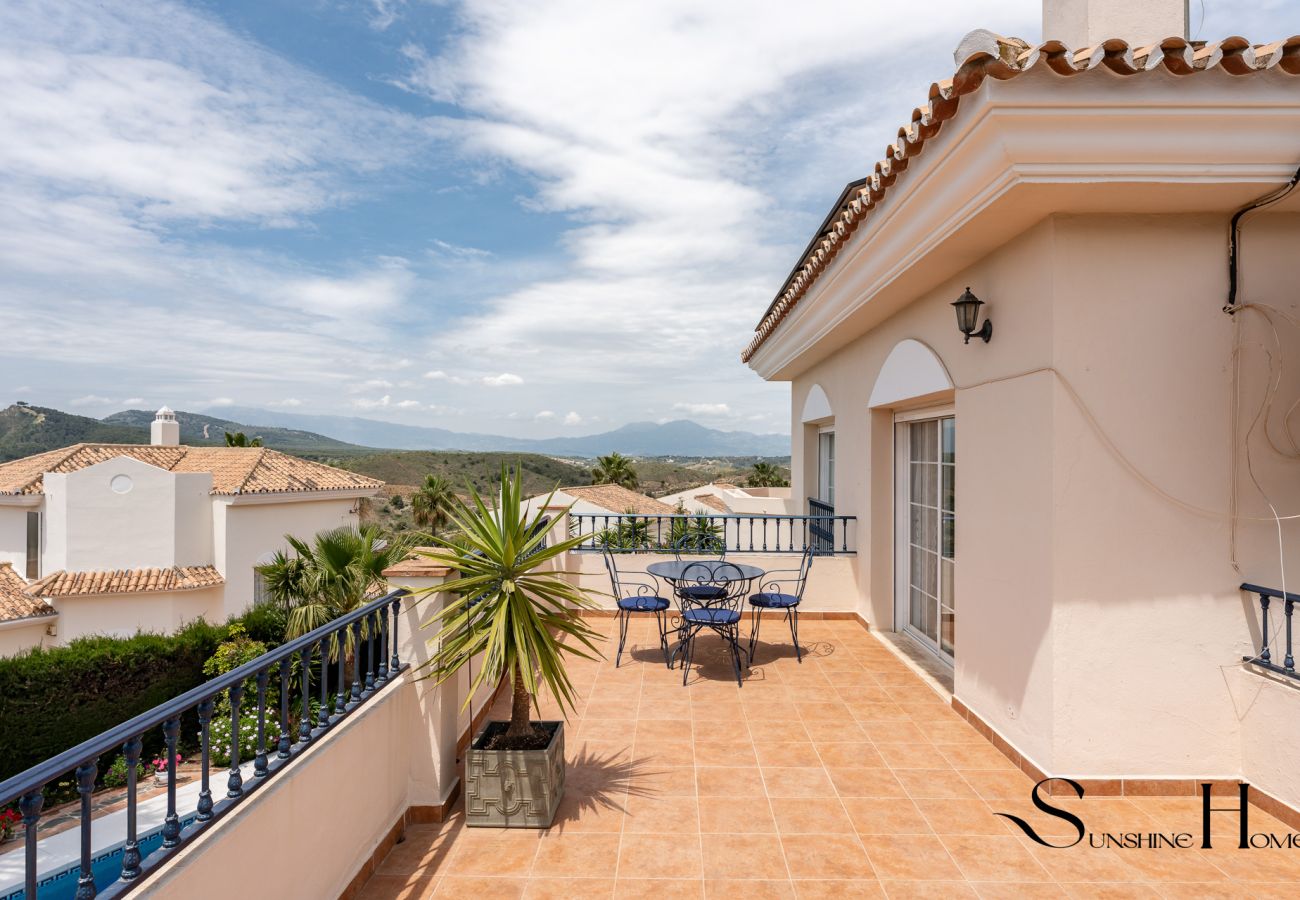 Villa en Alhaurín el Grande - Luxury 3BR Villa by Alhaurín Golf w/ Heated Pool REF011
