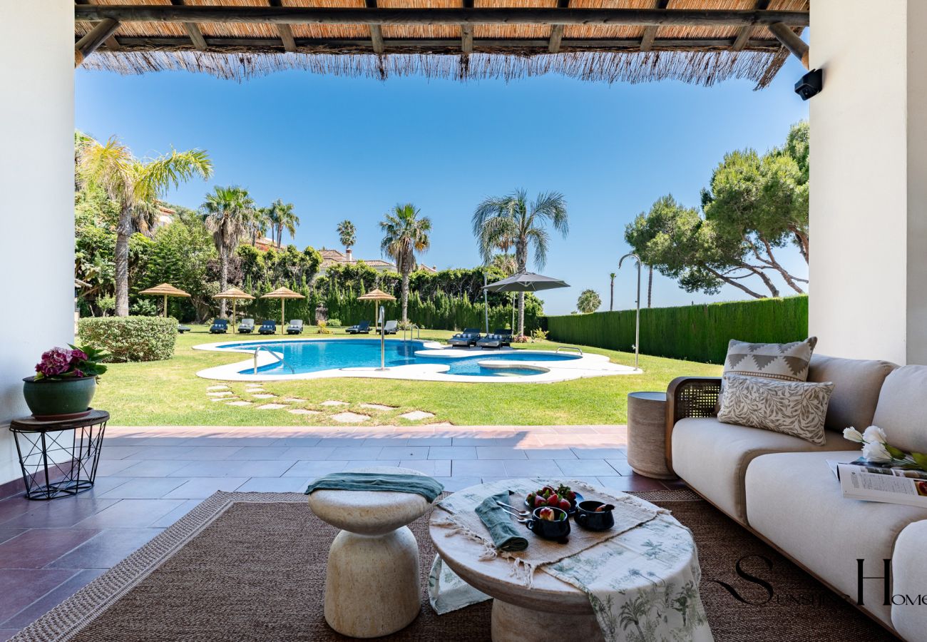 Villa en Benalmádena - Villa Lujo 5 Dorm. Benalmádena | Piscina & Jacuzzi REF073