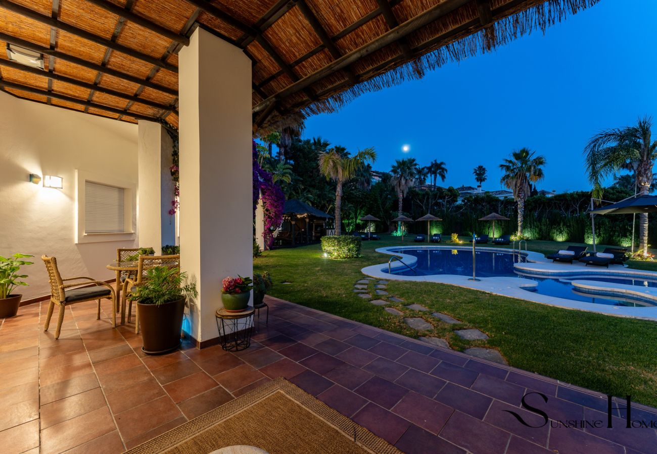 Villa en Benalmádena - Villa Lujo 5 Dorm. Benalmádena | Piscina & Jacuzzi REF073