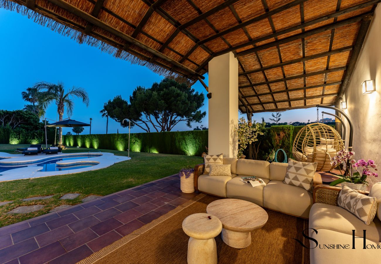 Villa en Benalmádena - Villa Lujo 5 Dorm. Benalmádena | Piscina & Jacuzzi REF073