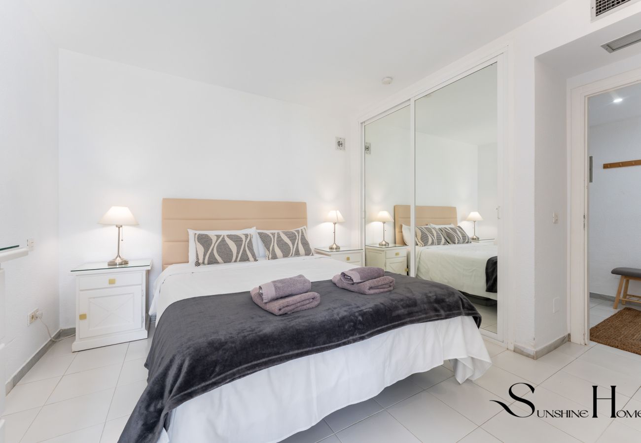 Apartamento en Mijas Costa - La Cala Sea & Mountain Retreat