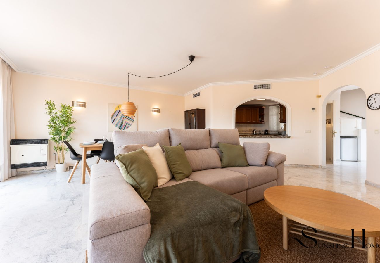 Apartamento en Benalmádena - 4 Bed Townhouse, Sauna, Pool, Sea Views