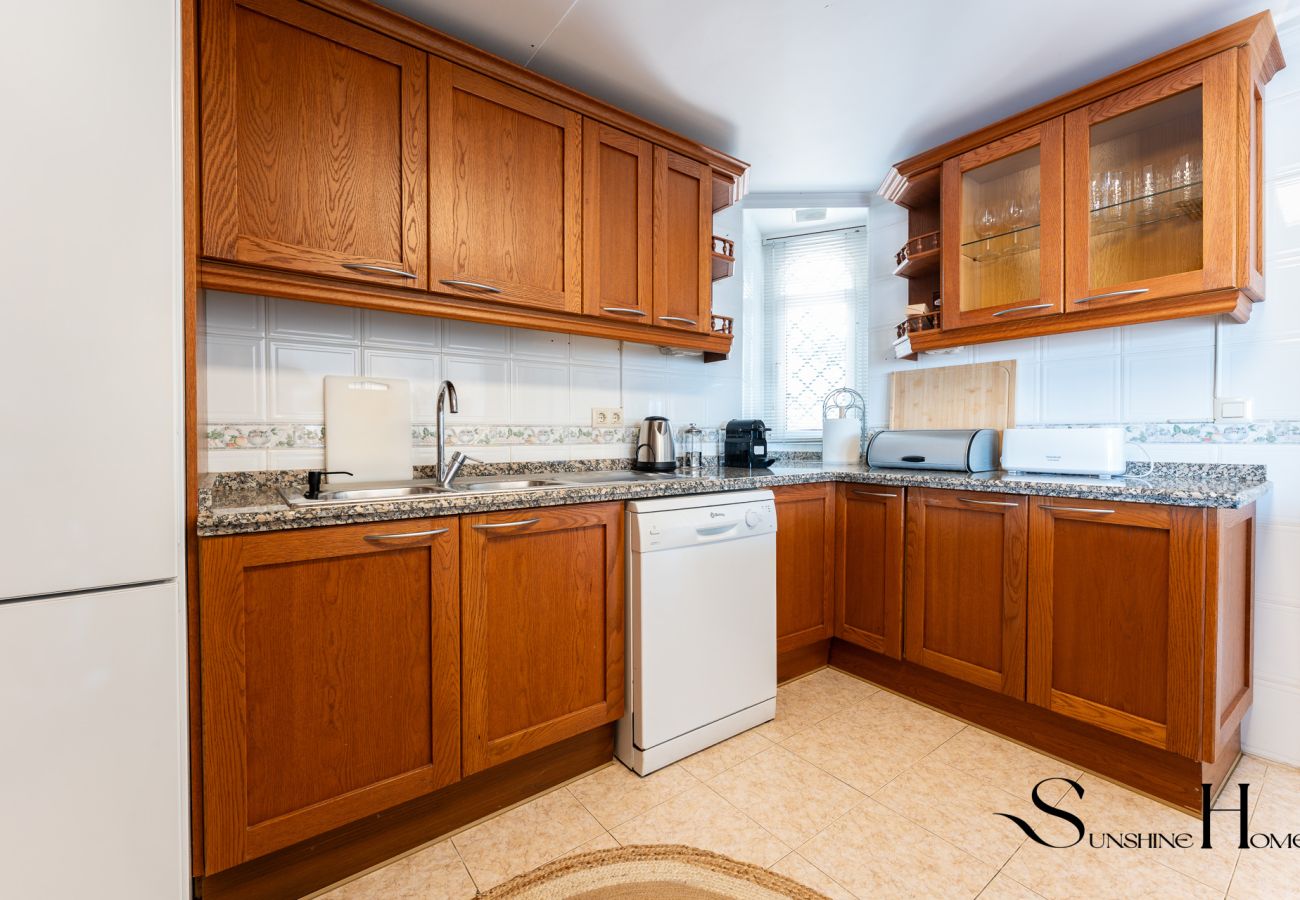 Apartamento en Benalmádena - 4 Bed Townhouse, Sauna, Pool, Sea Views