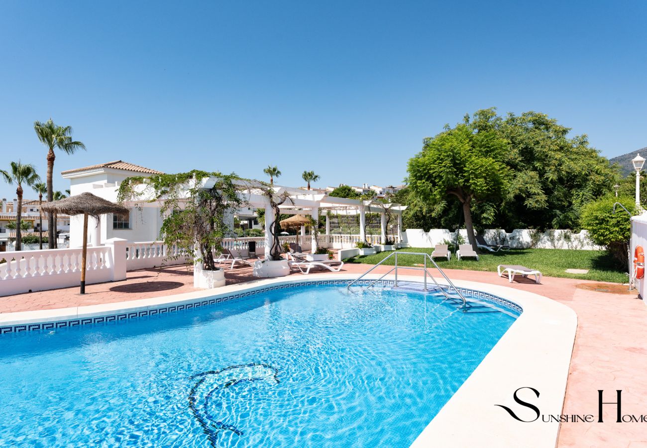 Apartamento en Benalmádena - 4 Bed Townhouse, Sauna, Pool, Sea Views