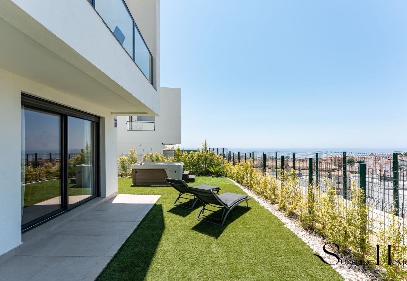 Casa adosada en Mijas - Alya Mijas - Villa Solmare - Direct Sea View and Jacuzzi 