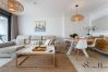 Apartamento en Estepona - Estepona Duplex with BBQ & Jacuzzi