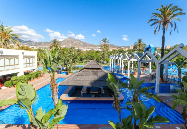 Studio à Benalmádena - Seaview beachfront studio with aqua park & balcony Studio à Benalmádena - Seaview beachfront studio with aqua park & balcony