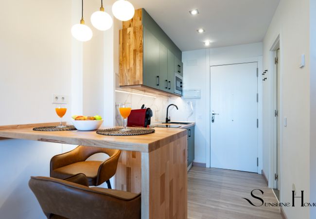 Studio à Benalmádena - Seaview beachfront studio with aqua park & balcony Studio à Benalmádena - Seaview beachfront studio with aqua park & balcony