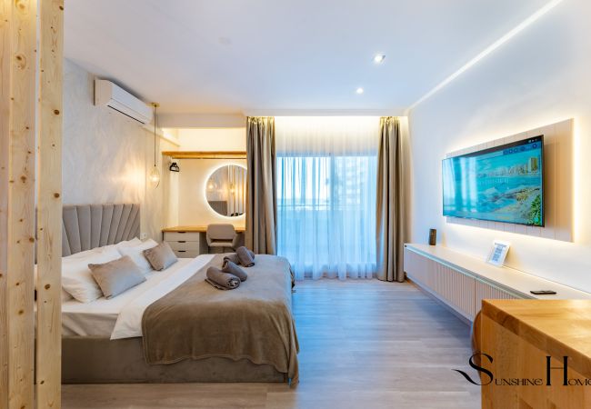 Studio à Benalmádena - Seaview beachfront studio with aqua park & balcony Studio à Benalmádena - Seaview beachfront studio with aqua park & balcony