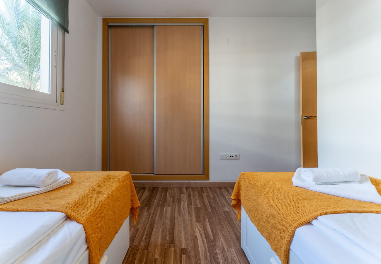 Appartement à Benalmádena - Spacious 2bed family apartment in Puerto Marina
