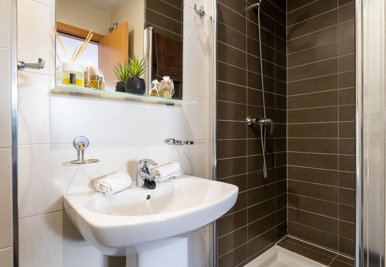 Appartement à Benalmádena - Spacious 2bed family apartment in Puerto Marina