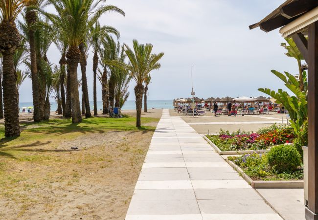 Appartement à Torremolinos - First line , Cosy and Comfortable + Swimming pool Appartement à Torremolinos - First line , Cosy and Comfortable + Swimming pool