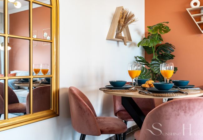 Appartement à Torremolinos - First line , Cosy and Comfortable + Swimming pool Appartement à Torremolinos - First line , Cosy and Comfortable + Swimming pool