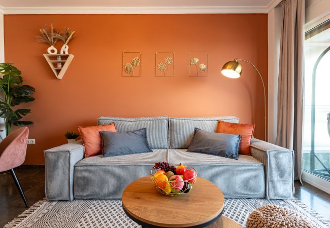 Appartement à Torremolinos - First line , Cosy and Comfortable + Swimming pool Appartement à Torremolinos - First line , Cosy and Comfortable + Swimming pool
