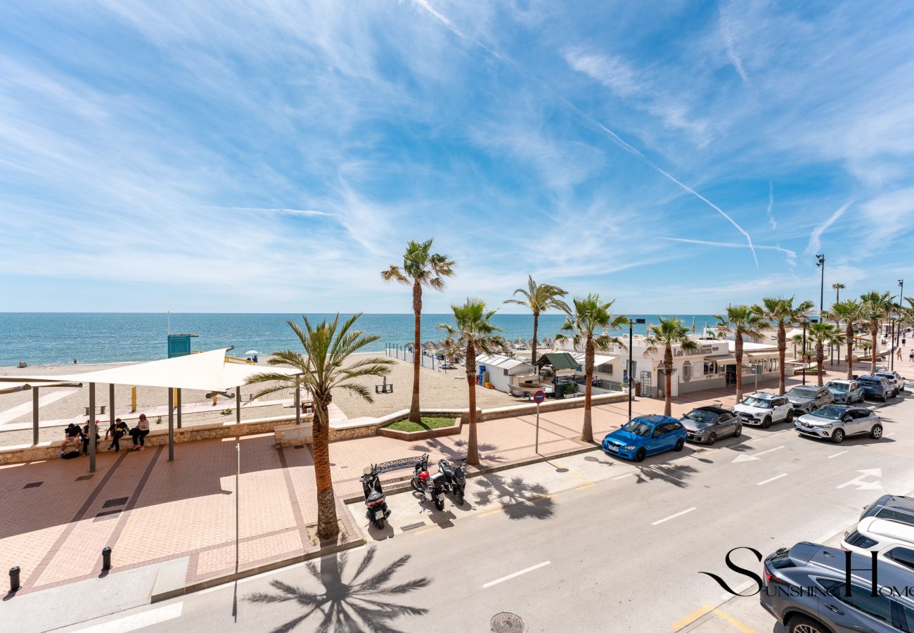 Appartement à Fuengirola - Superbe emplacement en bord de mer, 3 chambres avec terrasse REF044
