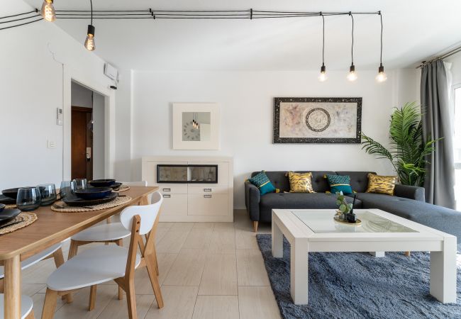 Appartement à Torremolinos - Seaview 2 bedroom apartment 2min away from a beach Appartement à Torremolinos - Seaview 2 bedroom apartment 2min away from a beach