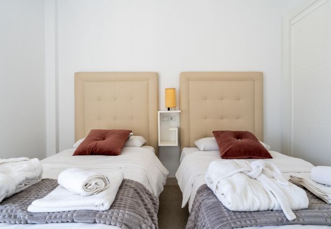 Appartement à Torremolinos - Seaview 2 bedroom apartment 2min away from a beach Appartement à Torremolinos - Seaview 2 bedroom apartment 2min away from a beach