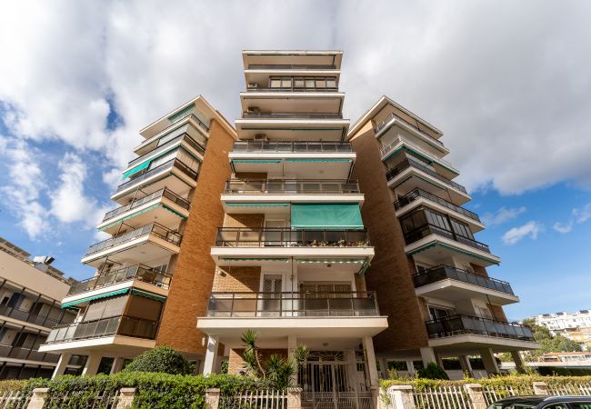 Appartement à Torremolinos - Seaview 2 bedroom apartment 2min away from a beach Appartement à Torremolinos - Seaview 2 bedroom apartment 2min away from a beach