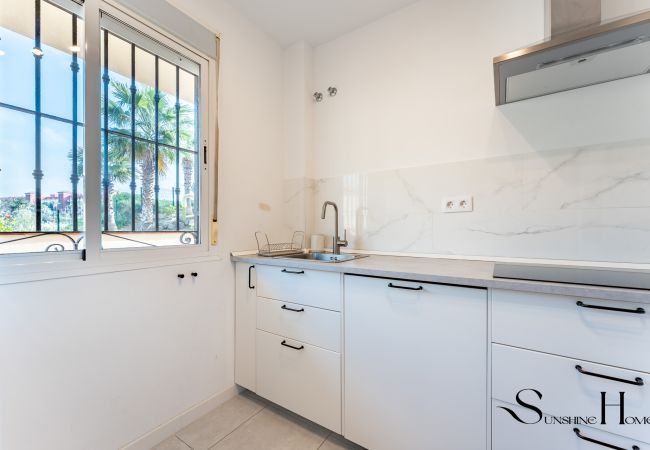 Appartement à Benalmádena - Beachside Retreat with Private Terrace and sea views Appartement à Benalmádena - Beachside Retreat with Private Terrace and sea views