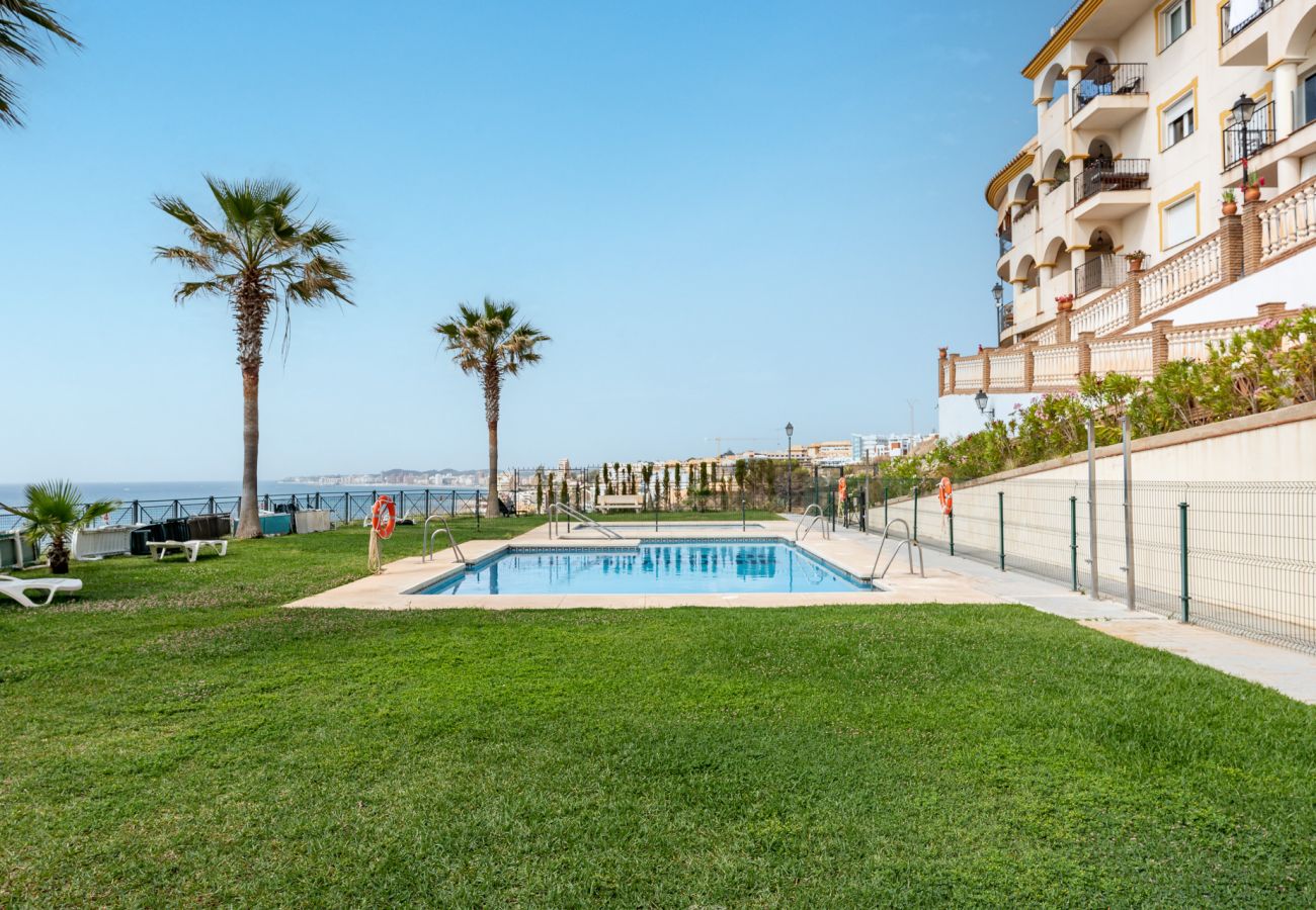 Appartement à Benalmádena - Spectacular sea views parking and pool 