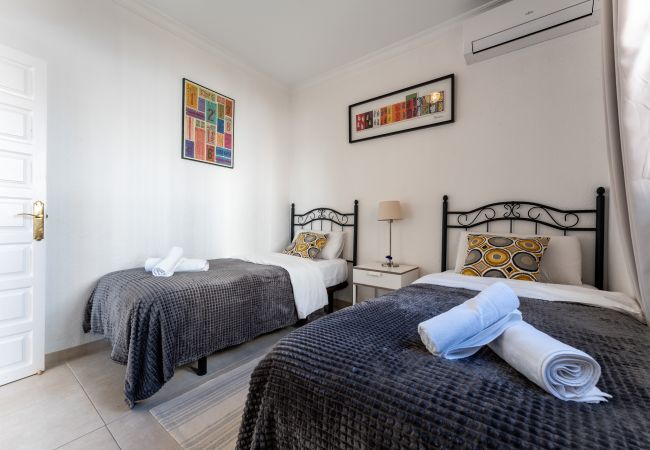 Appartement à Benalmádena -  Coastal Bliss Tranquil 2BR apartment  Appartement à Benalmádena -  Coastal Bliss Tranquil 2BR apartment