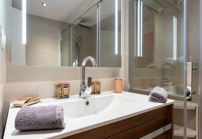 Appartement à Benalmádena - Benalbeach Bliss: Seafront Retreat with Balcony Appartement à Benalmádena - Benalbeach Bliss: Seafront Retreat with Balcony