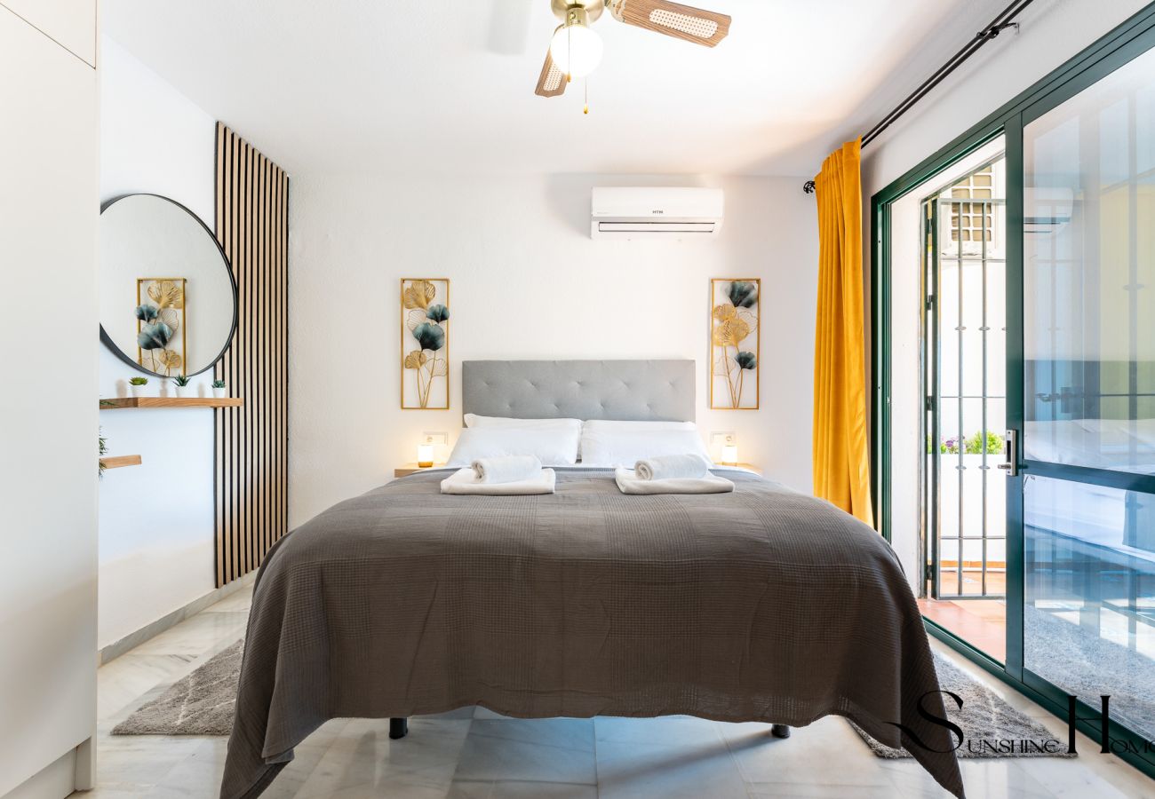 Appartement à Benalmádena - Poolside  2 bedroom apartment sunny retreat 