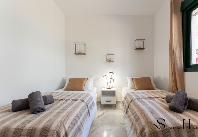 Appartement à Benalmádena - Elegant 2 Bed 2 Bath Apartment , Pool, Views, Parking Appartement à Benalmádena - Elegant 2 Bed 2 Bath Apartment , Pool, Views, Parking