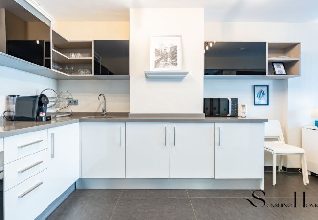 Appartement à Benalmádena - Stylish Retreat: 1-Bed, Pool, Sleeps 3 Appartement à Benalmádena - Stylish Retreat: 1-Bed, Pool, Sleeps 3