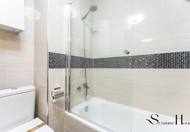 Appartement à Benalmádena - Stylish Retreat: 1-Bed, Pool, Sleeps 3 Appartement à Benalmádena - Stylish Retreat: 1-Bed, Pool, Sleeps 3