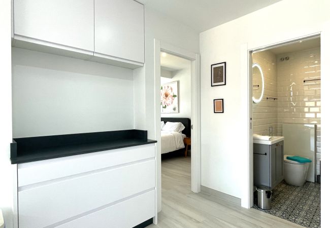 Appartement à Torremolinos - Exquisite Central 2 Bd, Pool, Views Appartement à Torremolinos - Exquisite Central 2 Bd, Pool, Views