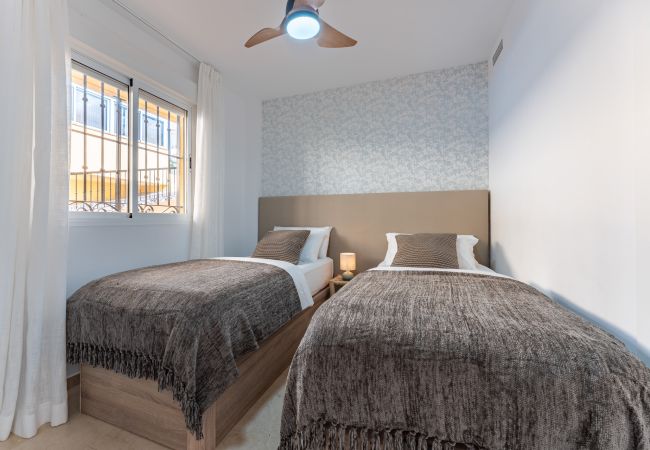 Appartement à Benalmádena - Horizon del Mar, 2BD Terrace, Sea View & Pool & Parking Appartement à Benalmádena - Horizon del Mar, 2BD Terrace, Sea View & Pool & Parking