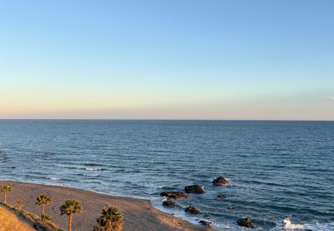 Appartement à Benalmádena - Horizon del Mar, 2BD Terrace, Sea View & Pool & Parking Appartement à Benalmádena - Horizon del Mar, 2BD Terrace, Sea View & Pool & Parking