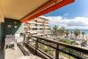 Appartement à Torremolinos - 1st Line from the Beach, Views, Pool, Parking 