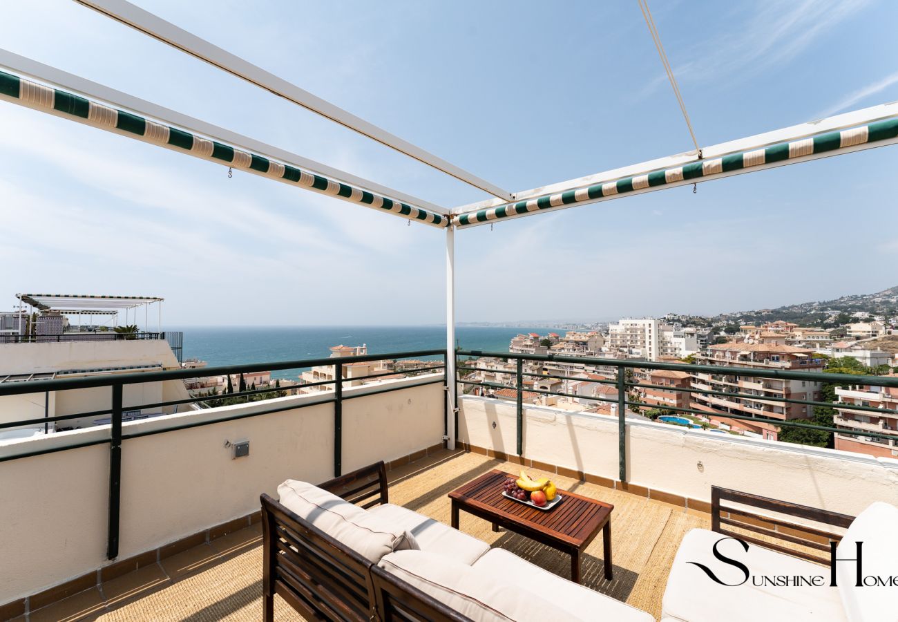 Appartement à Benalmádena - Terrace of Paradise, 3 Bed Duplex, Bbq, Views, Pool, Parking