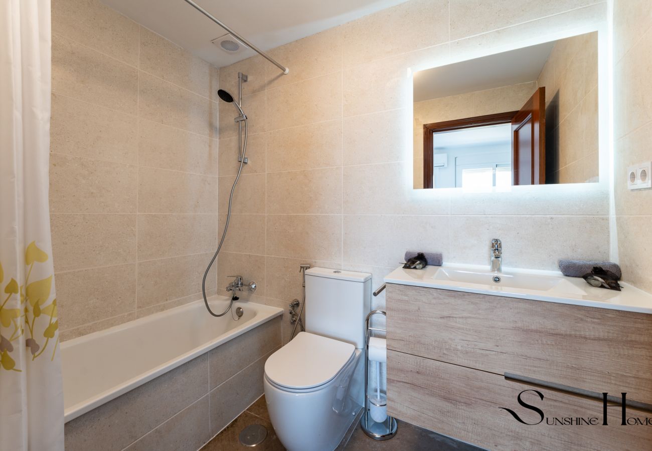 Appartement à Benalmádena - Terrace of Paradise, 3 Bed Duplex, Bbq, Views, Pool, Parking