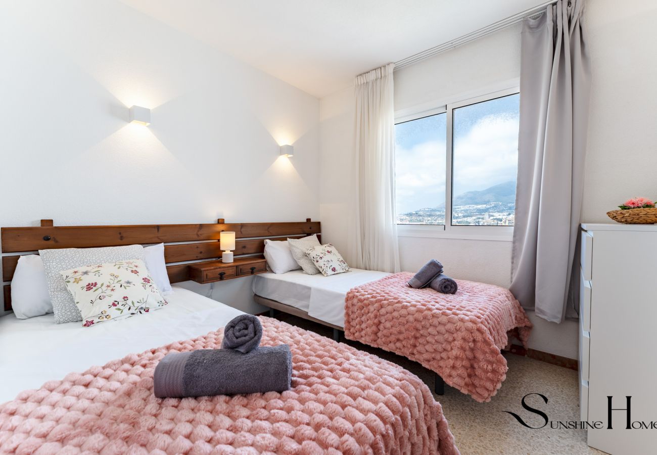 Appartement à Benalmádena - Appartement Andalou de 3 Chambres avec Vue sur Mer au Centre de Benalmádena