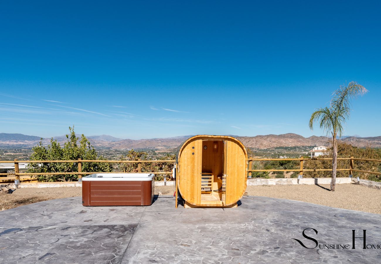 Villa à Alhaurín el Grande - Heated pool & spa villa in the mountains