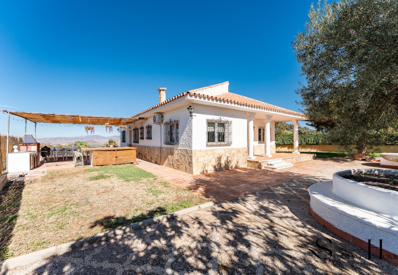 Villa à Alhaurín el Grande - Heated pool & spa villa in the mountains