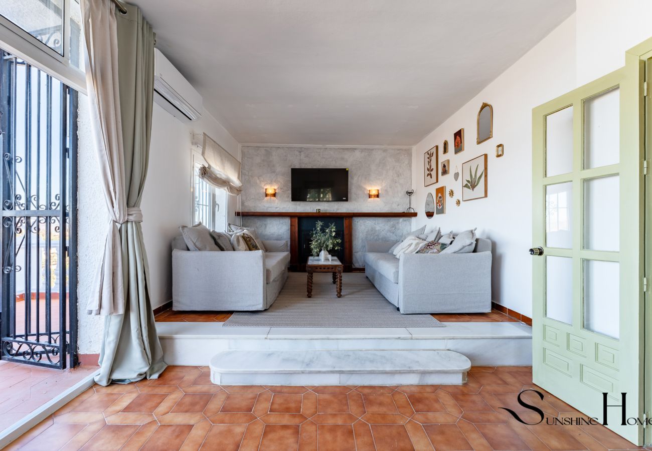 Villa à Alhaurín el Grande - Heated pool & spa villa in the mountains