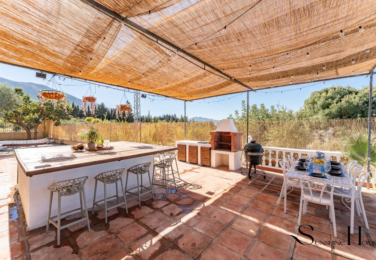 Villa à Alhaurín el Grande - Heated pool & spa villa in the mountains