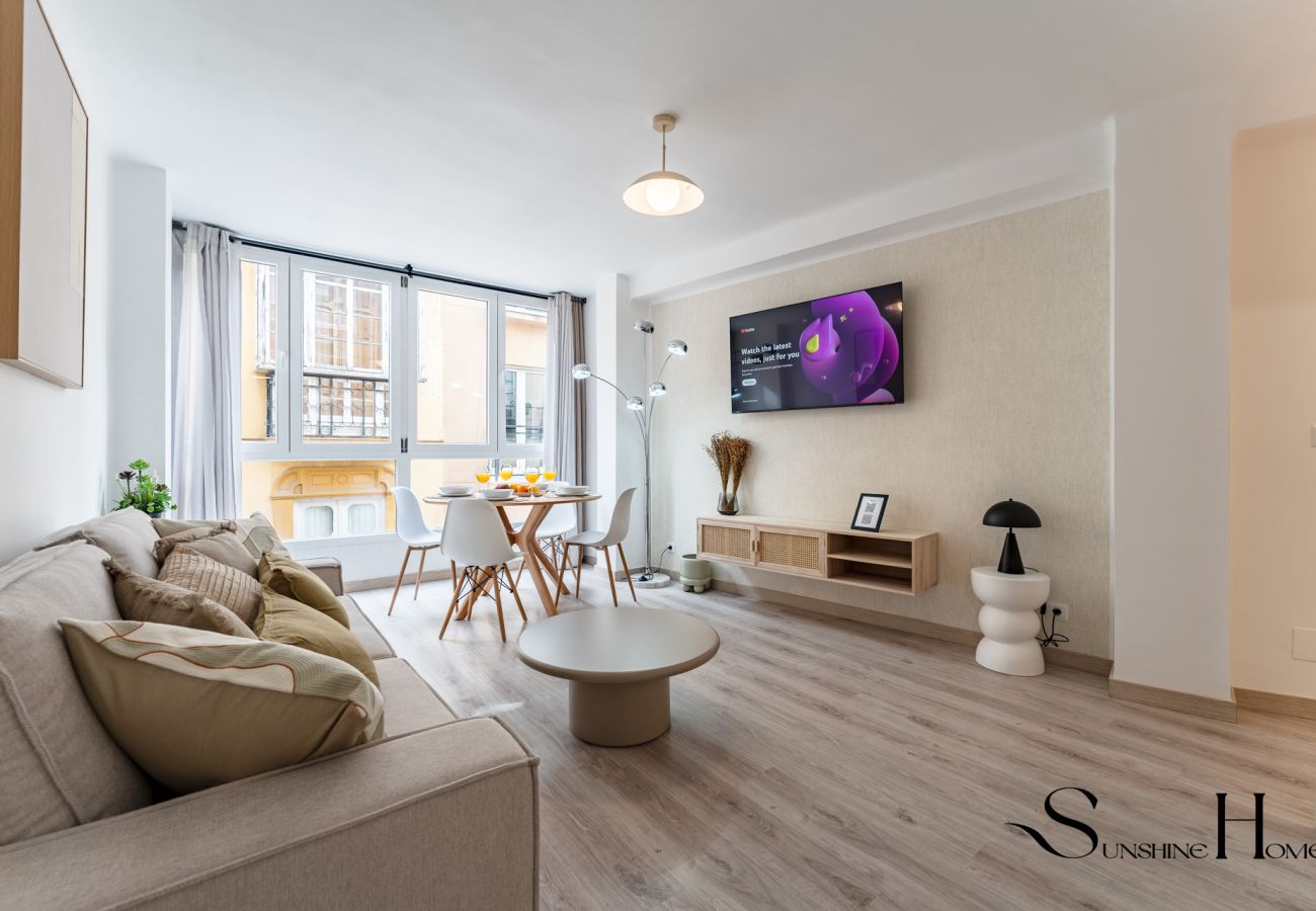 Appartement à Malaga - Appartement moderne 2 chambres dans le centre historique de Málaga – Tout à pied REF068